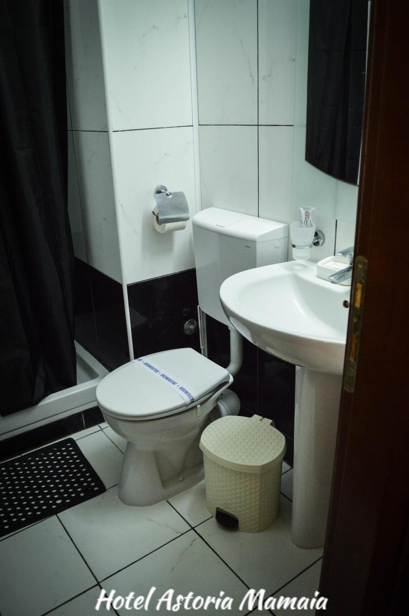 Hotel Astoria Mamaia Buitenkant foto